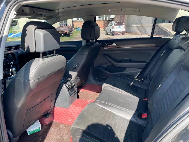 保定17年大众迈腾4