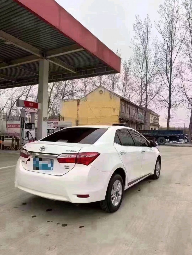济南17年丰田卡罗拉4