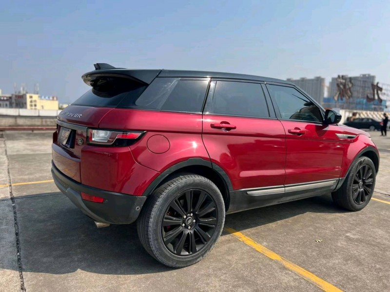 东莞18年路虎极光8