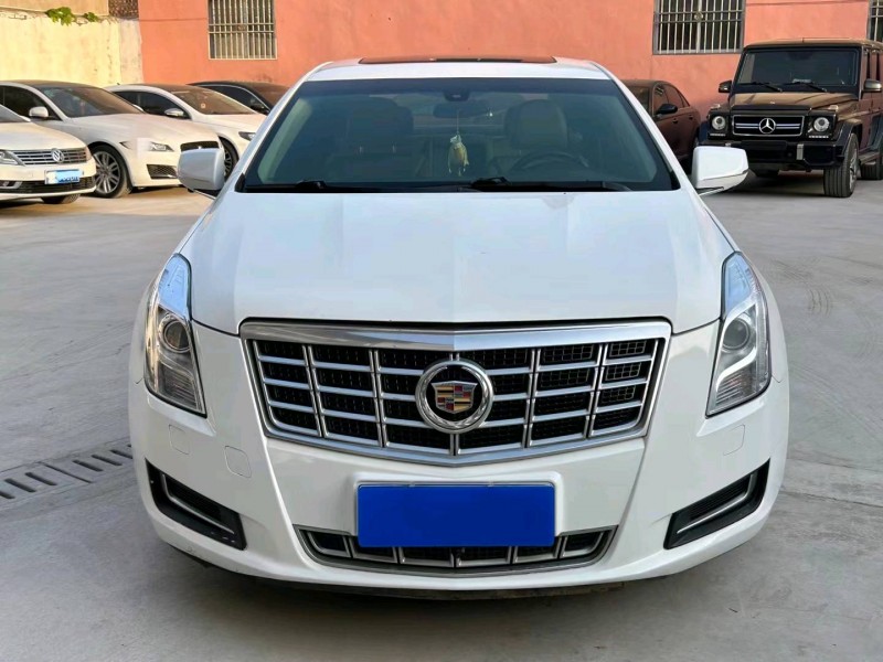 济南15年凯迪拉克XTS1