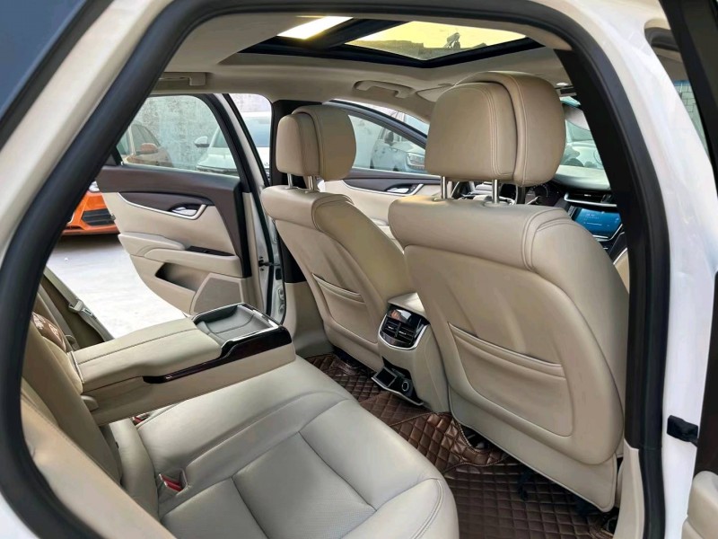 济南15年凯迪拉克XTS9