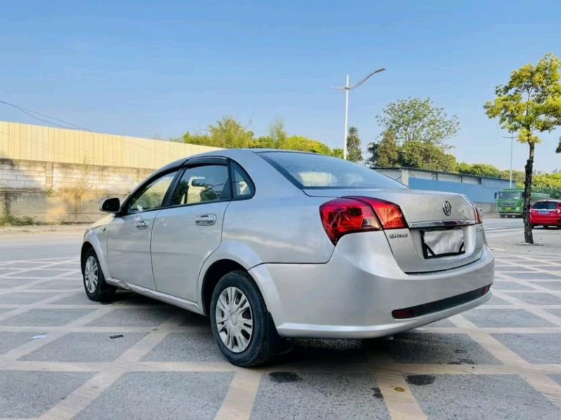 东莞13年别克凯越8