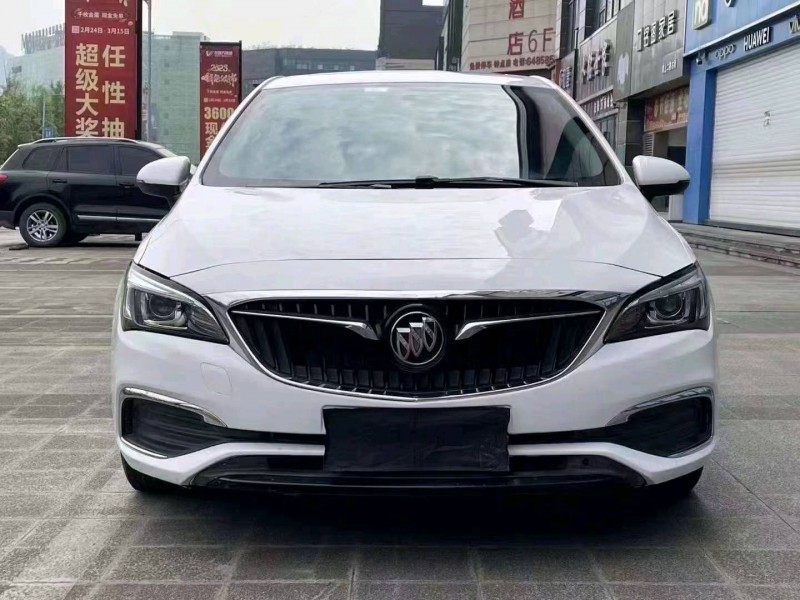 重庆18年别克威朗1