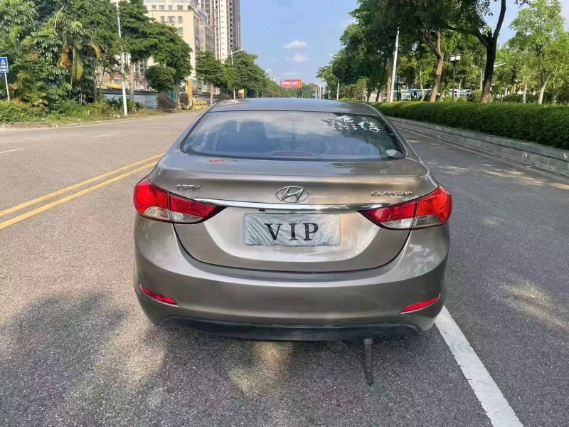 汕头13年现代朗动9