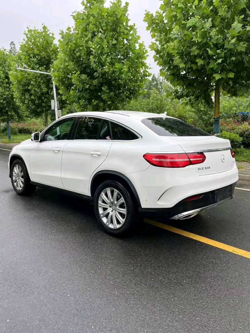 徐州17年奔驰GLE7