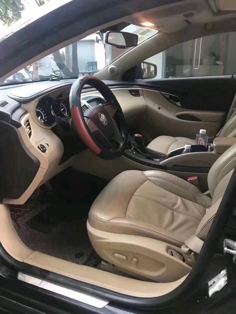 珠海13年别克君越3