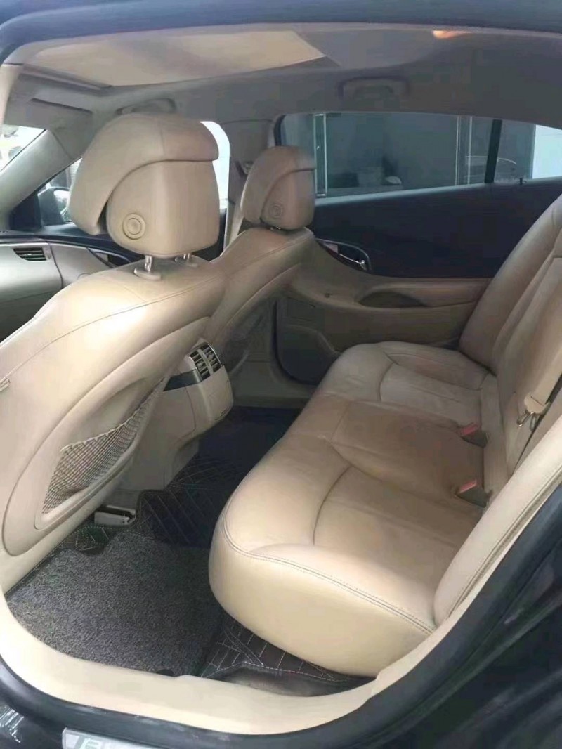 珠海13年别克君越8