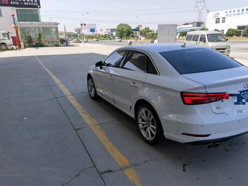 保定18年奥迪A38