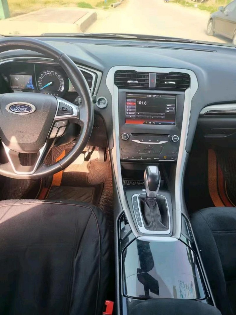 保定14年福特蒙迪欧8