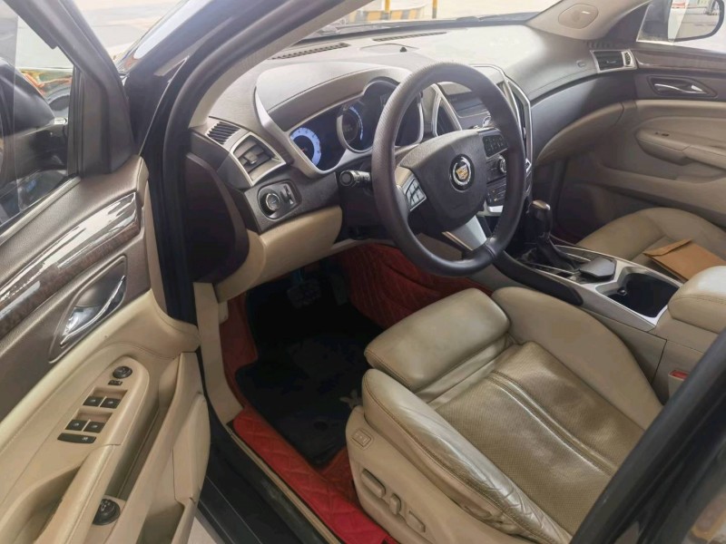 保定10年凯迪拉克SRX5