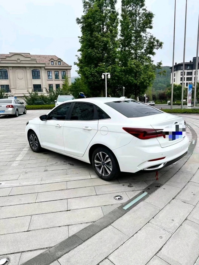 青岛22年福特福睿斯7