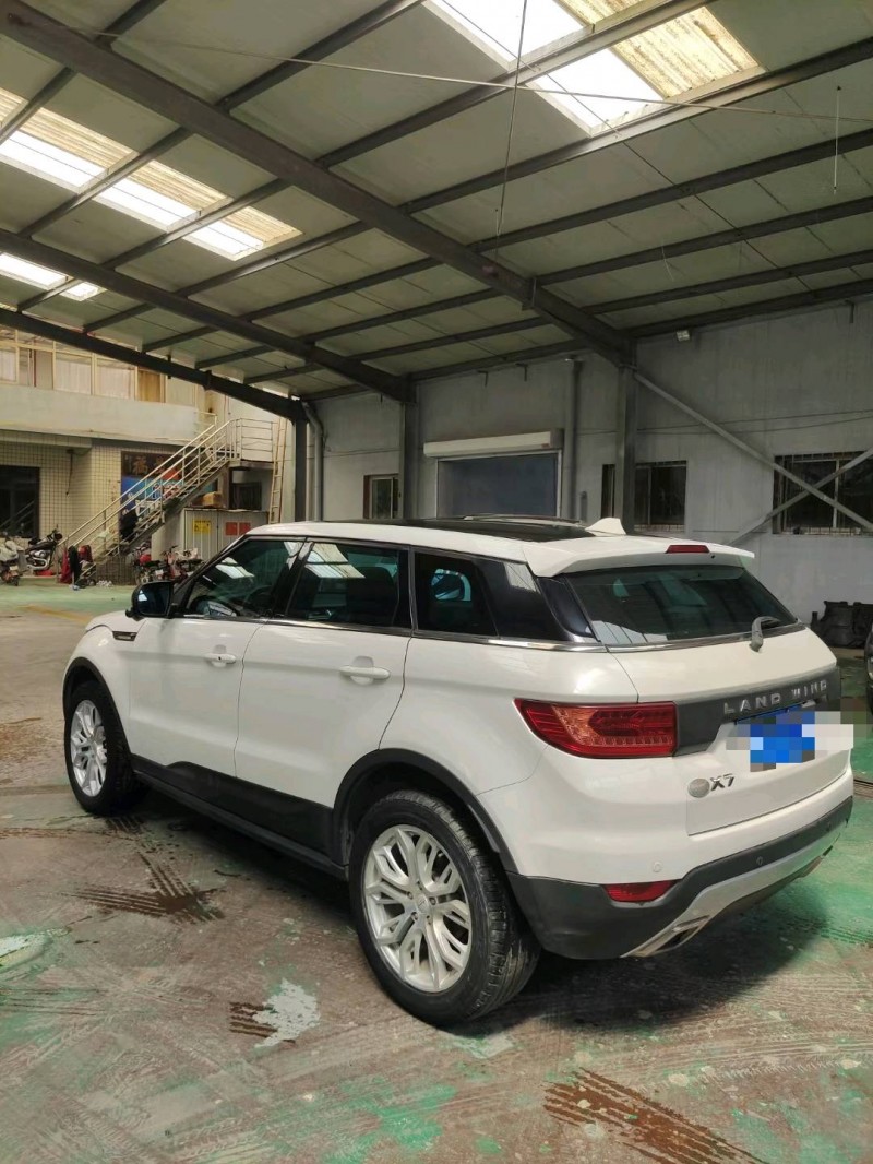 保定15年陆风X74