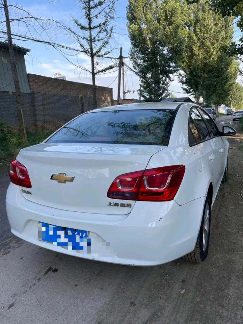 保定14年雪佛兰科鲁兹8