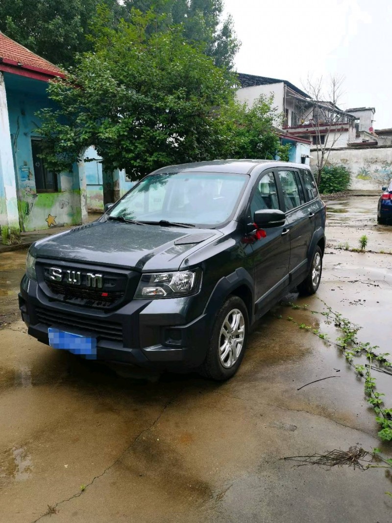 济宁23年SWM斯威汽车大虎2