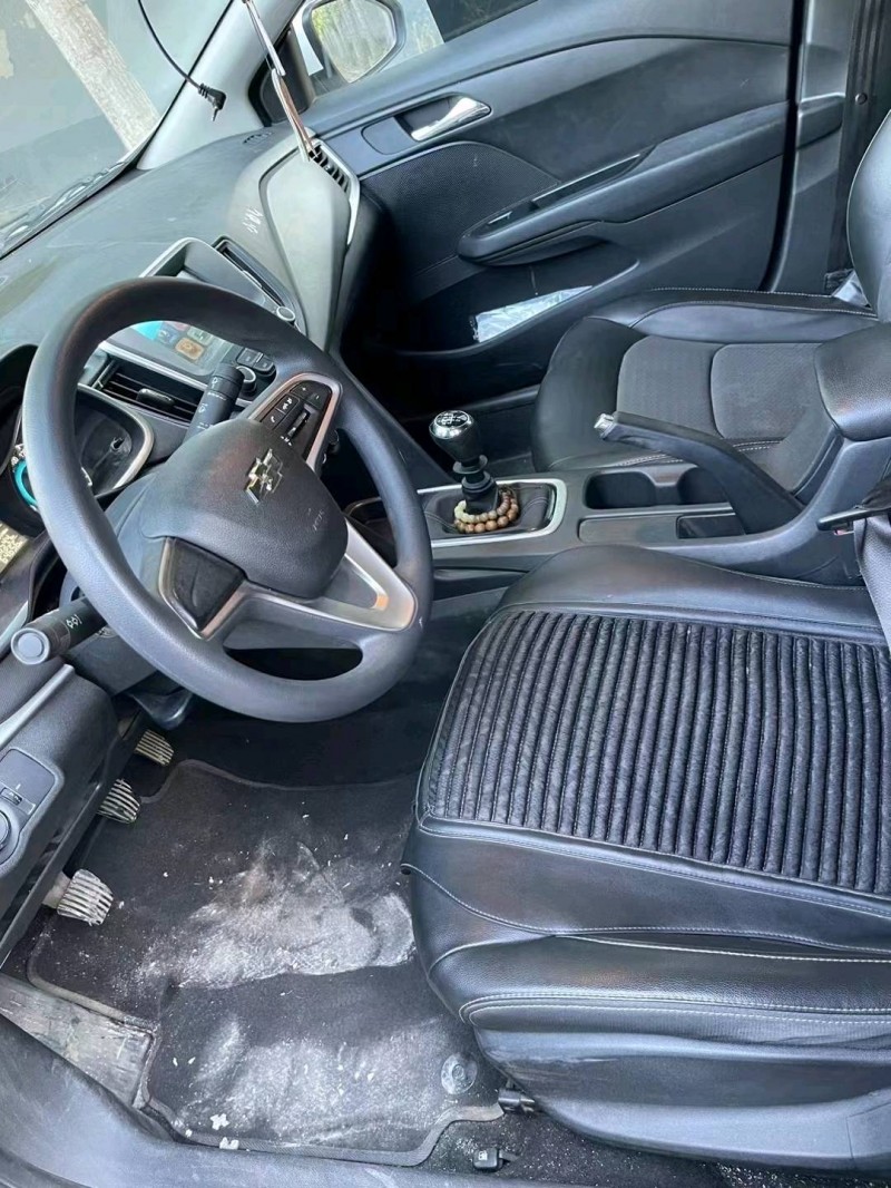 保定18年雪佛兰科沃兹4