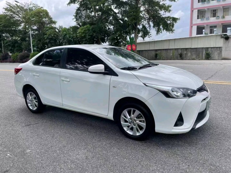 汕头19年丰田YARiS L 致享9