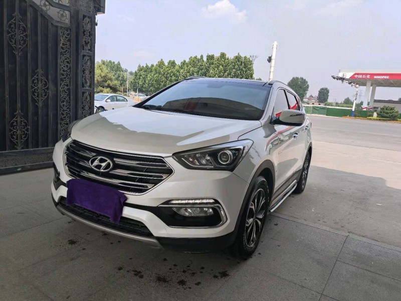 济宁16年现代新胜达3