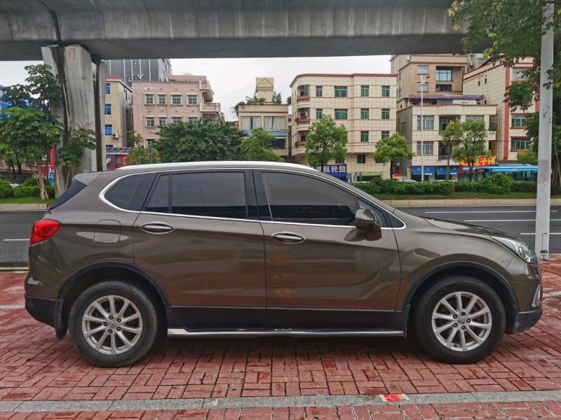 东莞17年别克昂科威4