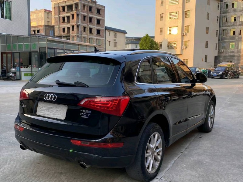 广州10年奥迪Q58