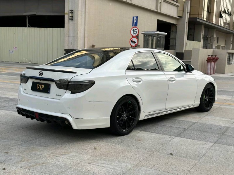广州15年丰田锐志7