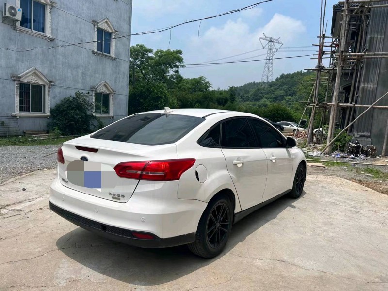 嘉兴18年福特福克斯6