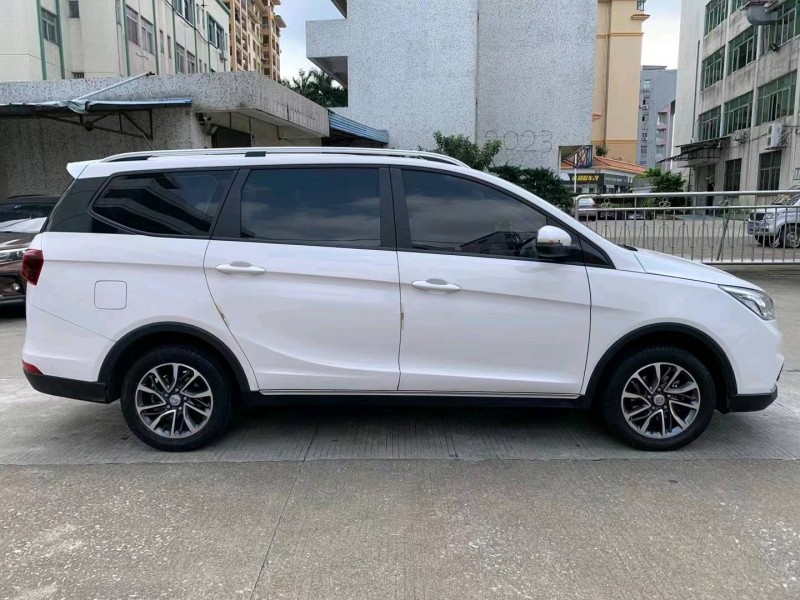中山21年寶駿7302