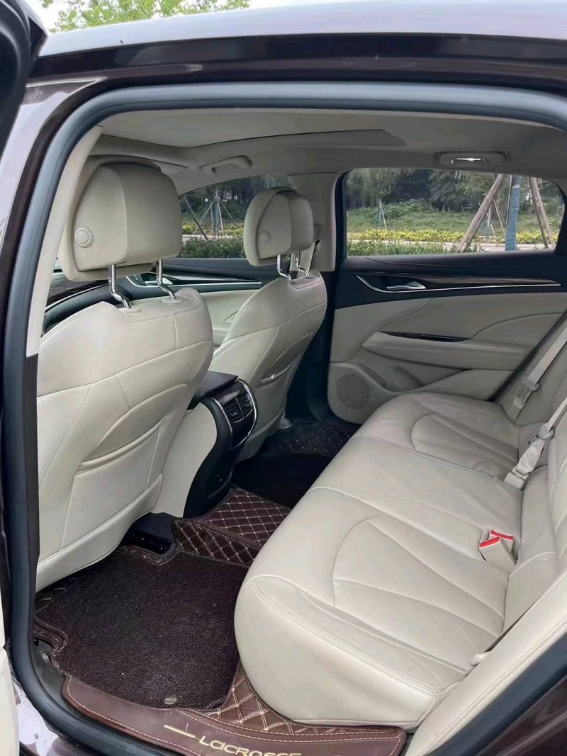 徐州17年别克君越4