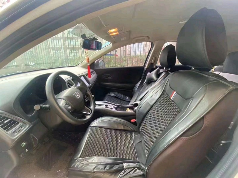 宜昌17年本田缤智3