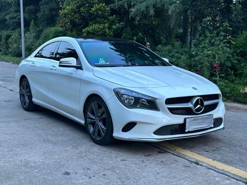 徐州18年奔驰CLA3