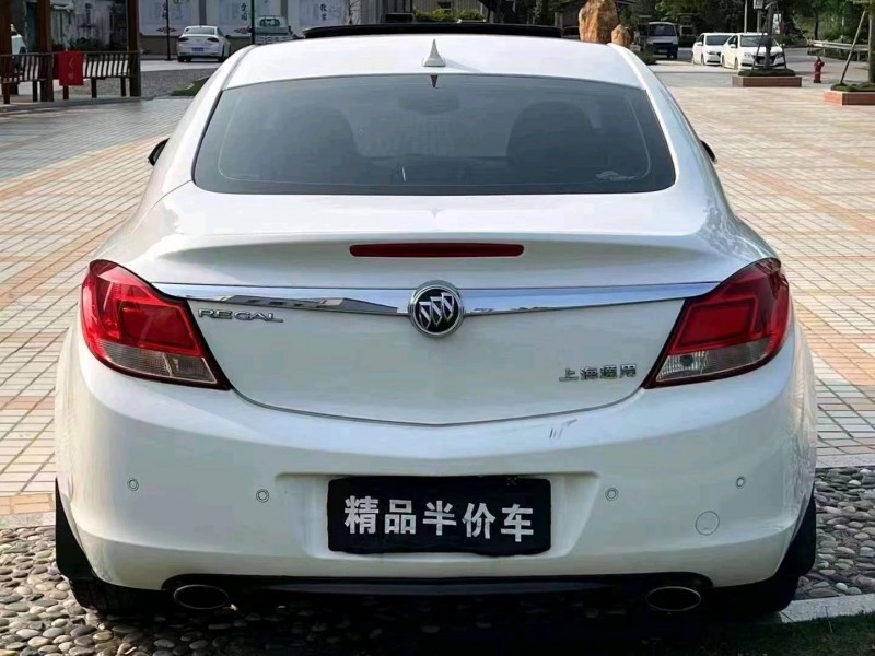 汕头12年别克君威2