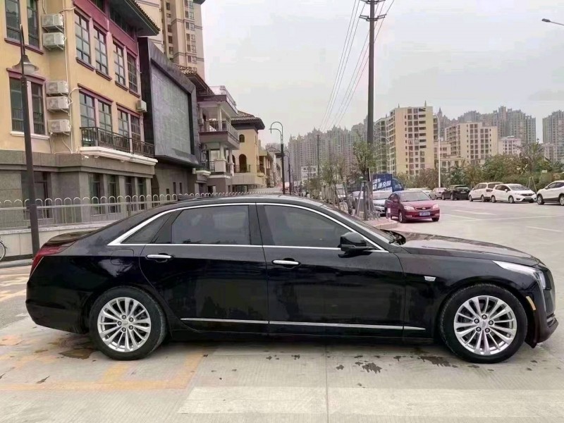 汕头17年凯迪拉克CT63