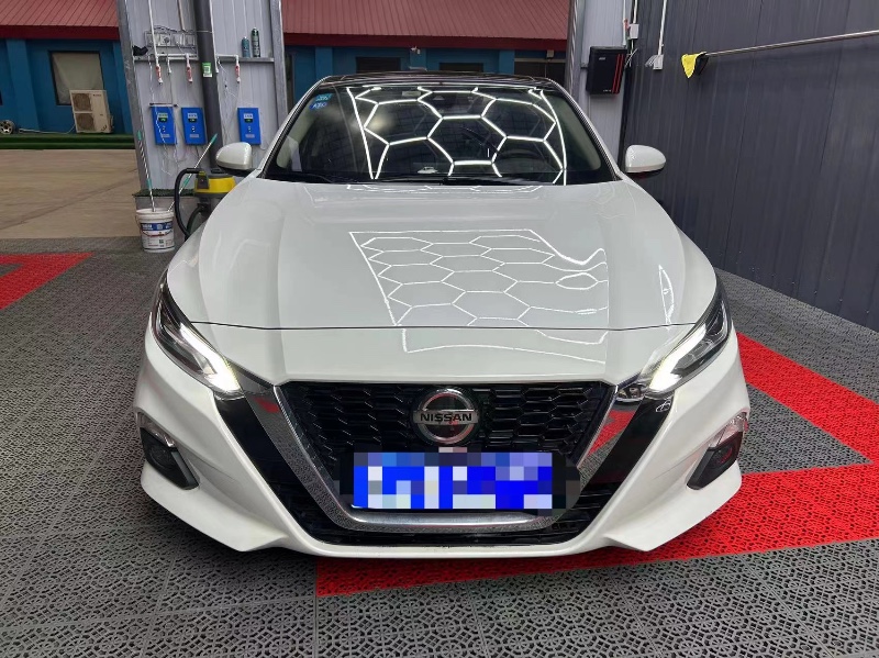 邢台19年日产天籁1