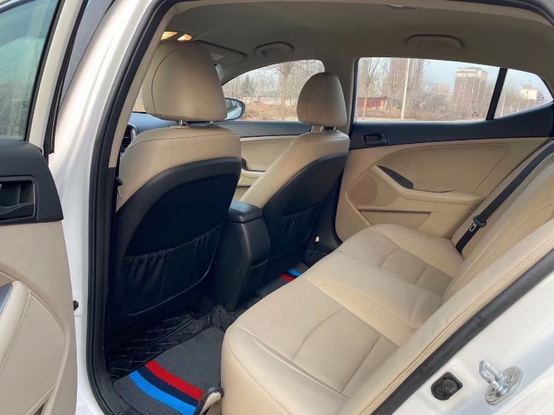 邯郸16年起亚K57