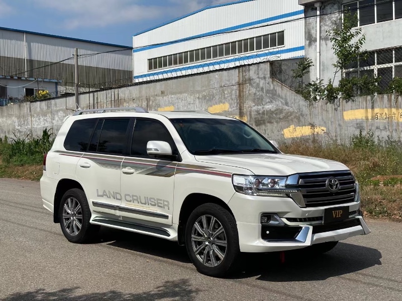 青岛19年丰田兰德酷路泽3