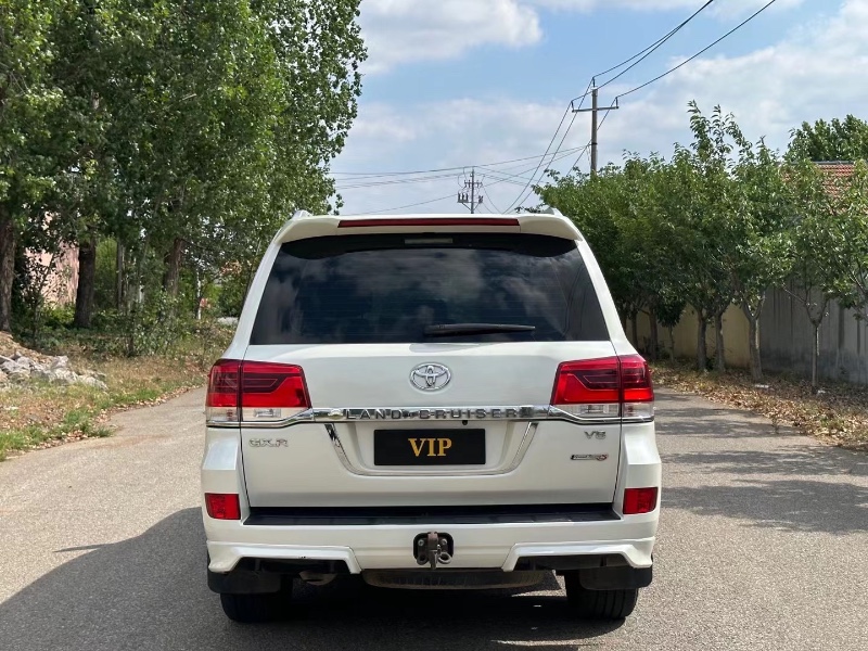 青岛19年丰田兰德酷路泽6