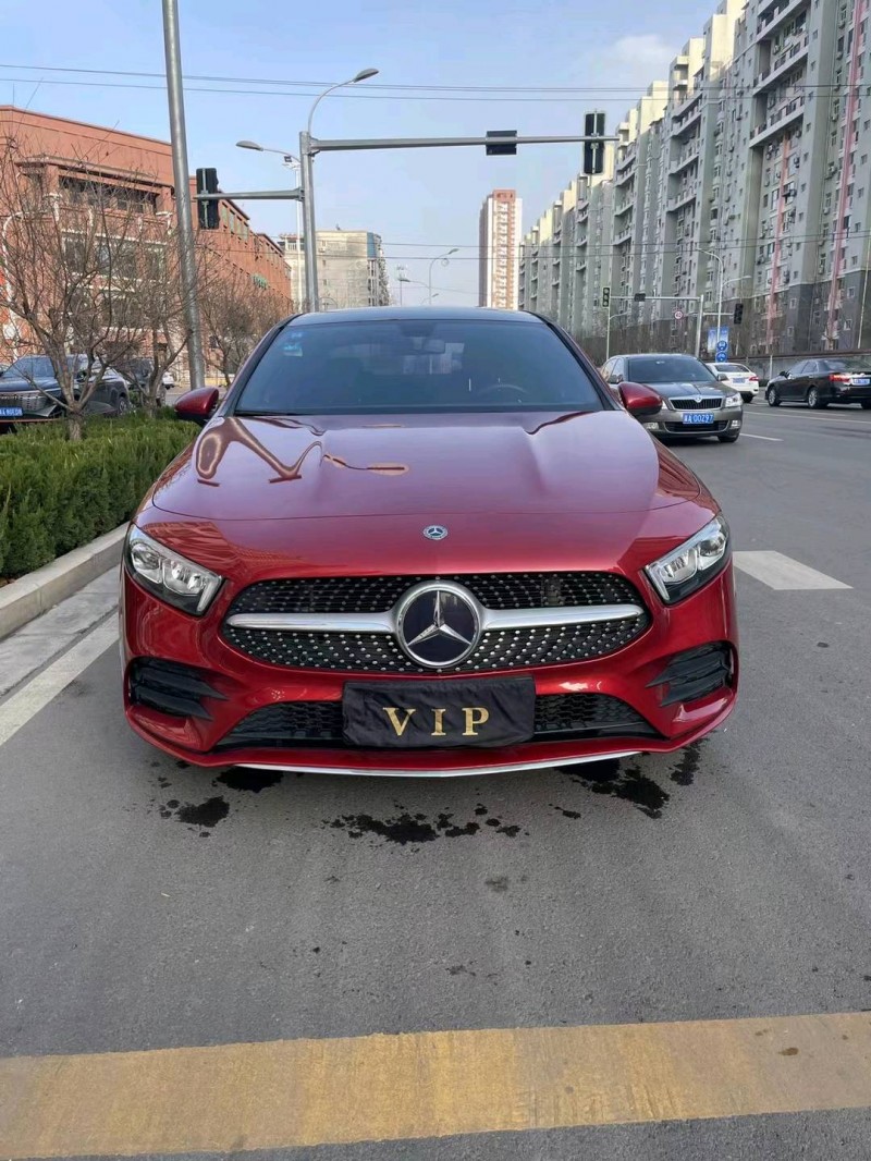 石家庄19年奔驰A1