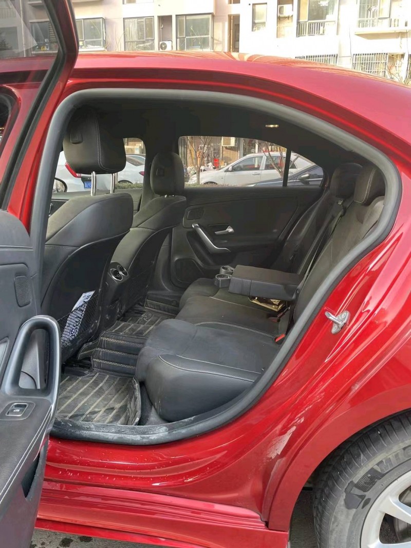 石家庄19年奔驰A5