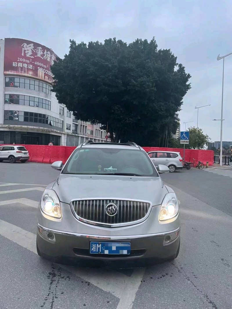 深圳10年别克昂科雷1