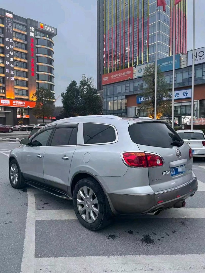 深圳10年别克昂科雷6