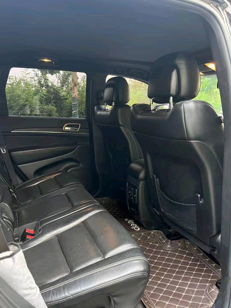 徐州15年Jeep大切诺基4