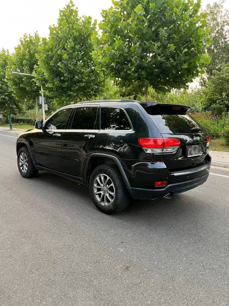徐州15年Jeep大切诺基7
