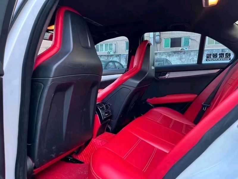 广州10年奔驰AMG6