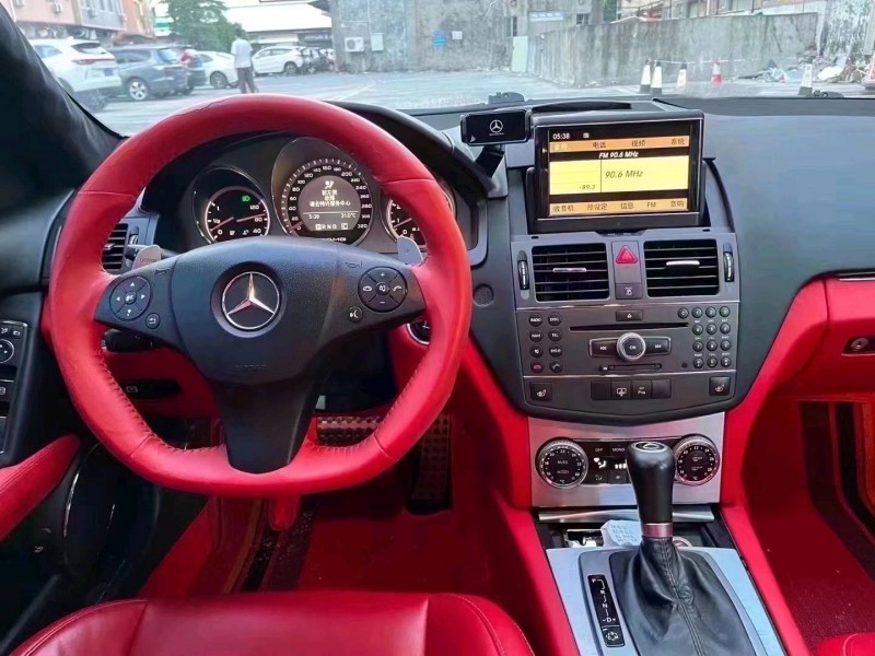 广州10年奔驰AMG8