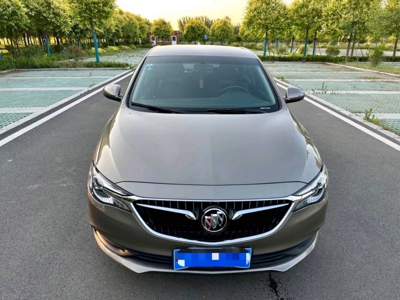 枣庄20年别克英朗1