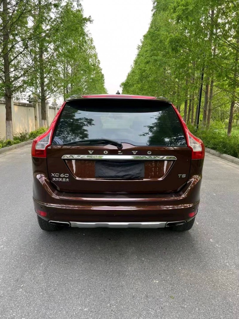 徐州16年沃尔沃XC609