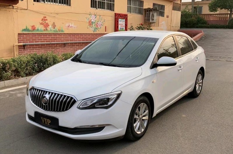 青岛16年别克英朗GT3