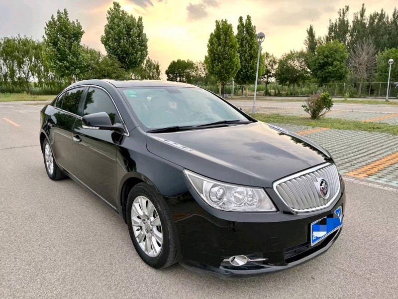 枣庄14年别克君越4