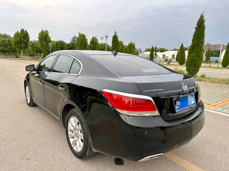 枣庄14年别克君越5