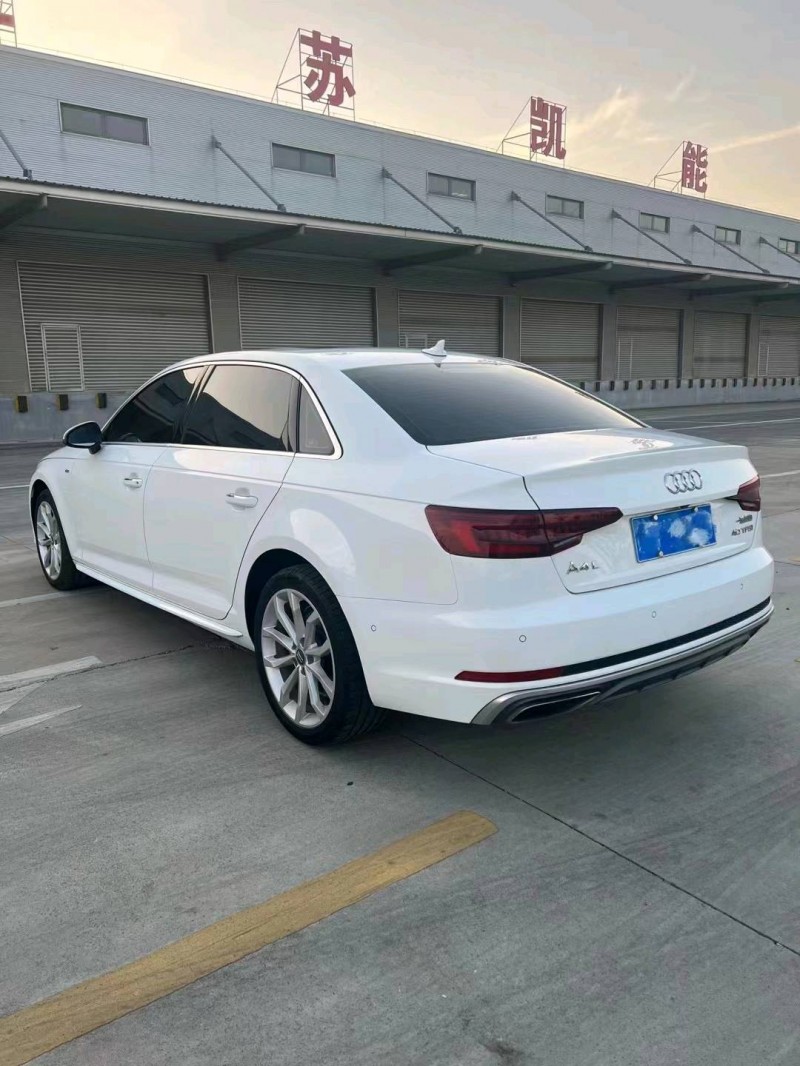 徐州18年奥迪A4L7
