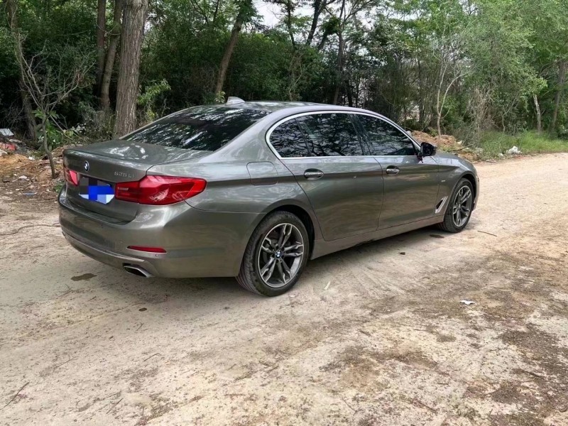 济南18年宝马5系3